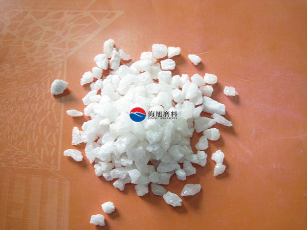 白刚玉段砂和粒度砂的区别