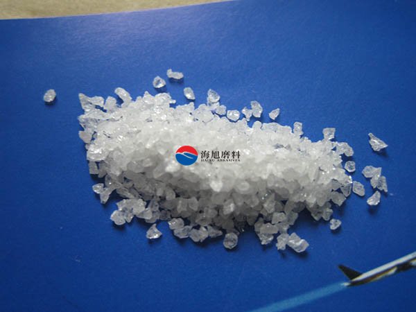 白刚玉的优点及影响色泽变化的因素