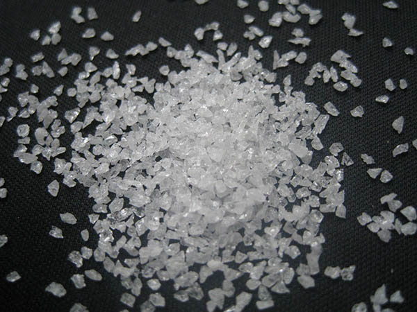 白刚玉砂的用途和成分